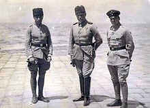 Otto Liman von Sanders, Hans-Joachim Buddecke, and Oswald Boelcke in Turkey, 1916 Bundesarchiv Bild 183-S60853, Buddecke, Liman von Sanders und Boelcke.jpg