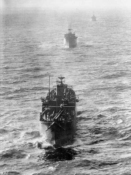 File:CAM ship Empire Spray in convoy c1942.jpg