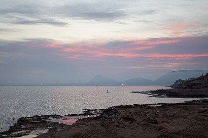 Cómo llegar a Cabo de Las Huertas en transporte público - Sobre el lugar