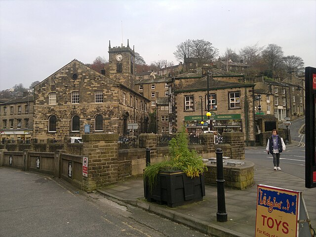 Image: Central Holmfirth   geograph.org.uk   3229940