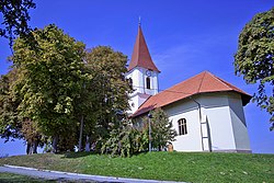 Cerkev sv. Nikolaja v Dolencih.JPG