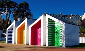 Changing rooms, Pickie, Bangor - geograph.org.uk - 3347300.jpg