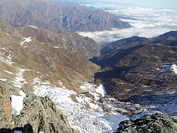 Vista de Comba dei Carboneri e do vale Pellice do Monte Manzol.