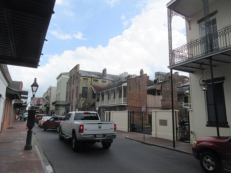 File:Conti Street, French Quarter, New Orleans, May 2019 20.jpg