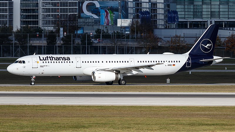 File:D-AIRD Lufthansa A321 MUC "Coburg".jpg