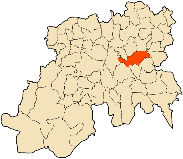 Localização da cidade dentro da província de Médéa