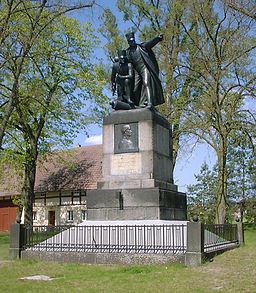 Monument över Friedrich Wilhelm von Bülow i Dennewitz.