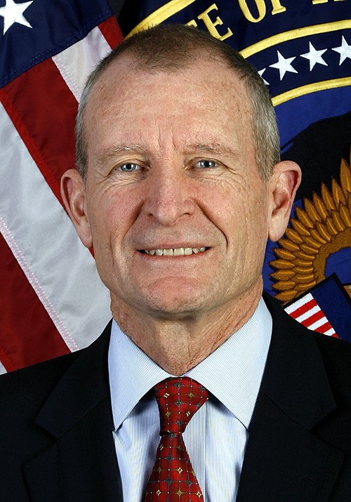 Image: Dennis Blair official Director of National Intelligence portrait (cropped)