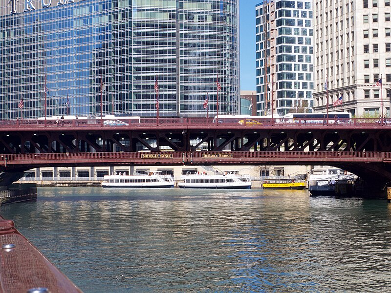 File:DuSable Bridge (48056793928).jpg