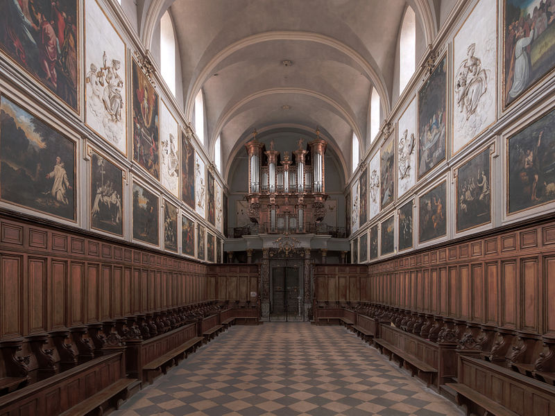 File:Eglise Saint-Pierre des Chartreux - Orgue et Stalles.jpg