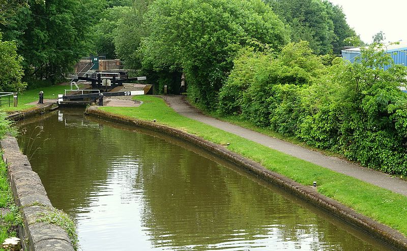 File:Etruria Lock No 39 - Etruria, Staffordshire - DSC09508.jpg