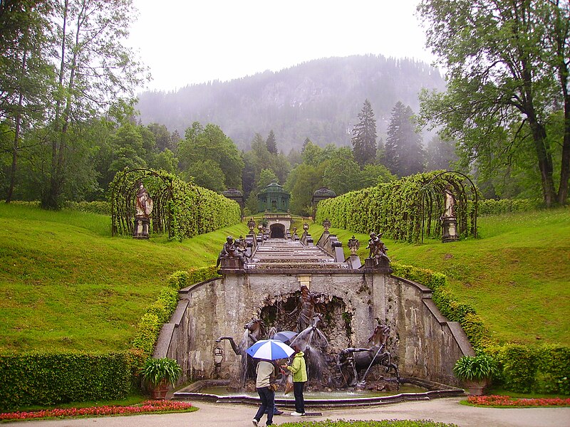 File:Ettal Park Linderhof 2.JPG