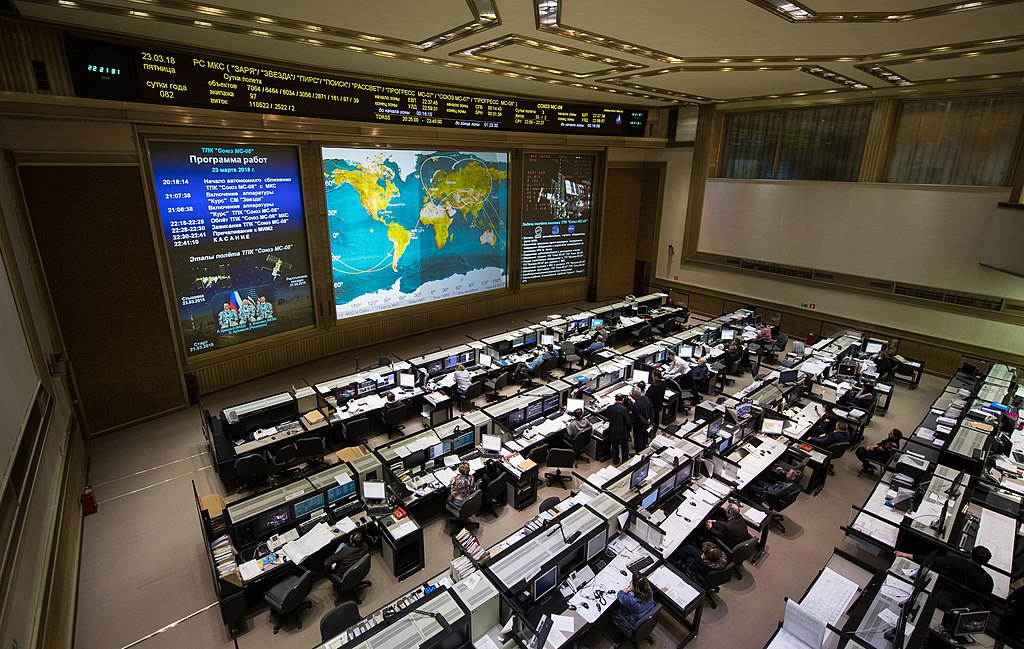 Imagem do Centro de Controle de Missão da ROSCOSMOS, a agencia espacial russa