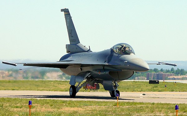 F-16 taxiing at Rocky Mountain Metropolitan Airport