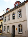 Wohnhaus in geschlossener Bebauung