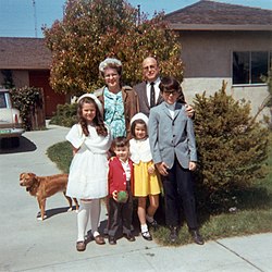 Family-House-1969.jpg