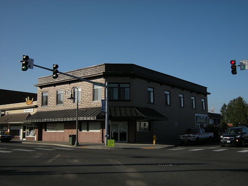 File:Ferndale, WA - Leader Block 01.jpg