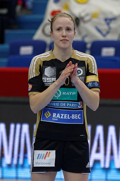 File:Finale de la coupe de ligue féminine de handball 2013 059.jpg