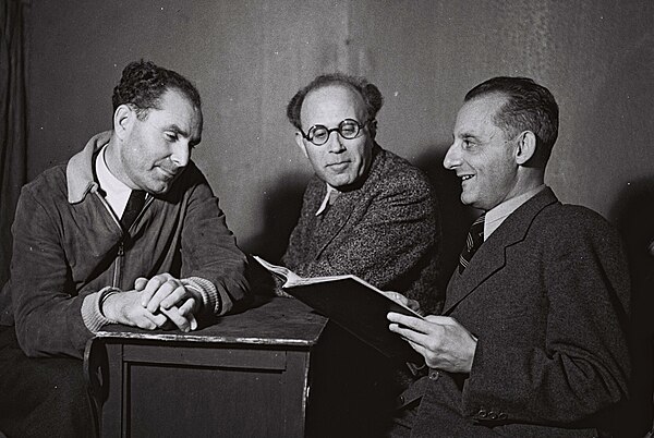 Brod (right) with stage directors of the Habima theatre in Tel Aviv, 1942