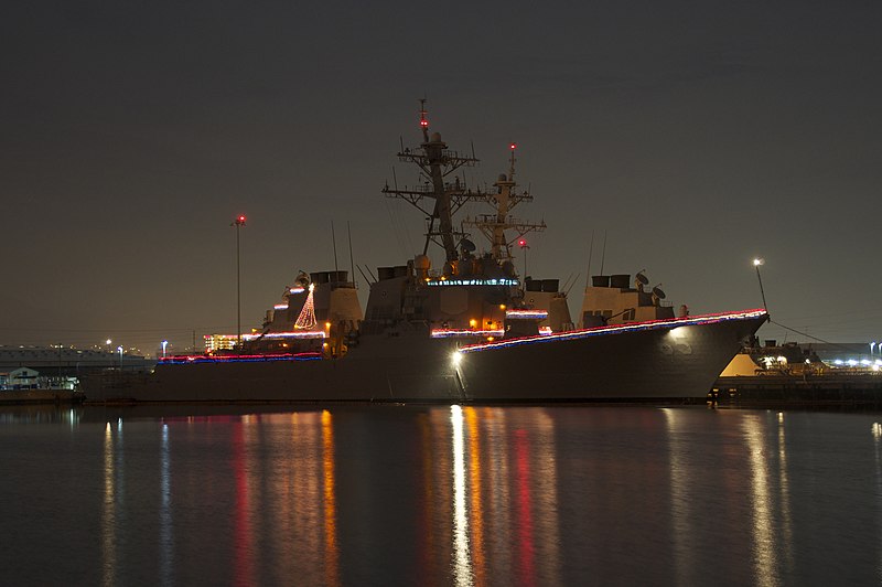 File:Flickr - Official U.S. Navy Imagery - USS Benfold displays holiday lights..jpg