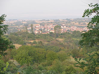 Negoska is grown around the town of Goumenissa in Greece(pictured) where it is often blended with Xynomavro. Giumendje-izgled.jpg