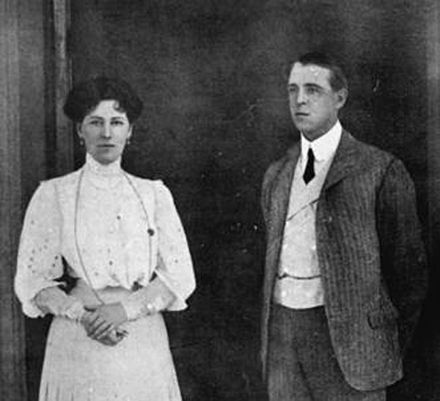 Governor and Lady Chelmsford in 1910.