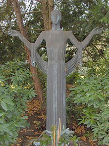 Arno Breker's Grave in Düsseldorf