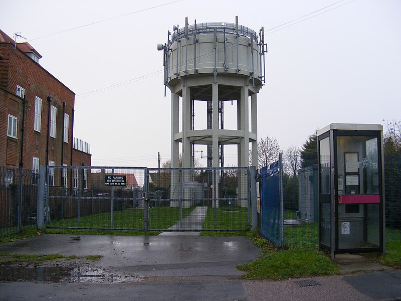 File:Halesworth Water Tower - geograph.org.uk - 1060171.jpg