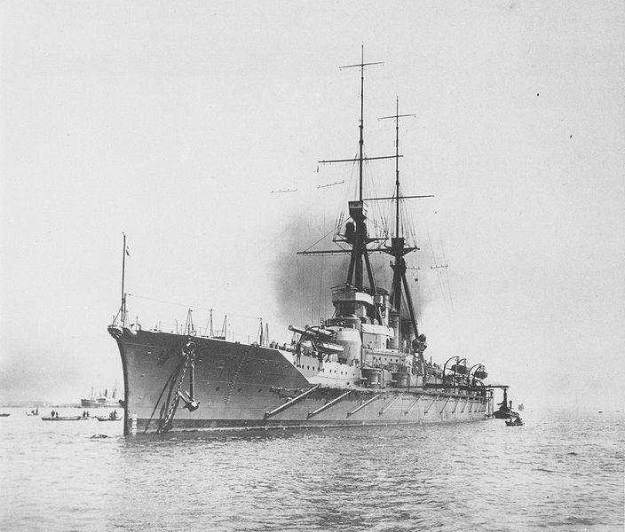 File:Haruna at Kobe 1915.jpg