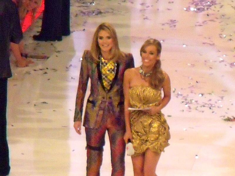 File:Heidi Klum und Annemarie Warnkross.JPG