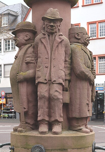 File:Heuschreckbrunnen (Wichshänsjen).jpg