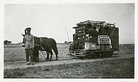 Nach dem Abzug der deutschen Streitkräfte wurde das Gleis als Pferdebahn genutzt[1]