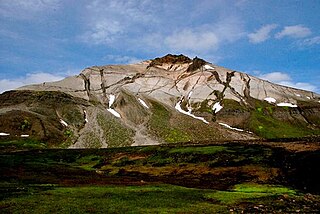 Fortune Salaire Mensuel de Hvitserkur Montagne Combien gagne t il d argent ? 1 000,00 euros mensuels