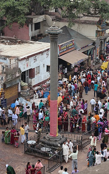 File:Jagannath Temple, Puri 09.jpg