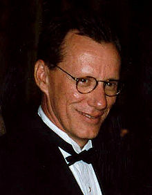 James Woods Character In Casino