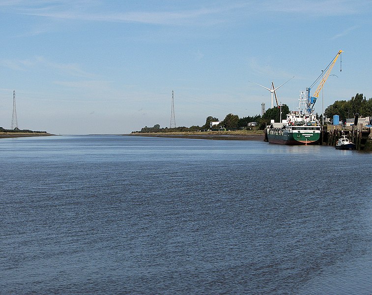 File:King's Lynn, to the sea - geograph.org.uk - 3689156.jpg