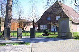 Kriegerdenkmal, Im Flecken 46, Barenburg