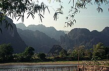 Laos_Landscape_in_Vang_Vieng.jpg