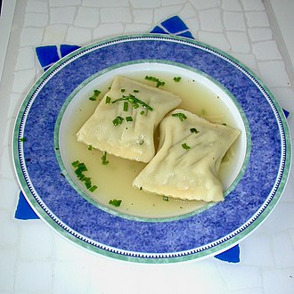 330px-Maultaschensuppe.jpg