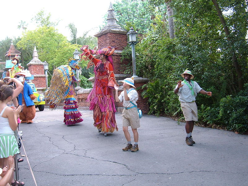 File:Mickey's Jammin' Jungle Parade 2006-05 15.JPG