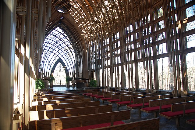 Image: Mildred B Cooper Memorial Chapel inside