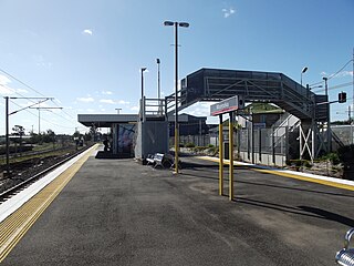 <span class="mw-page-title-main">Moorooka railway station</span> Railway station in Brisbane, Queensland, Australia