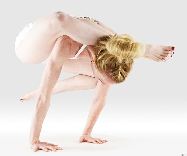 Toe Sit - Yin - Byron Yoga