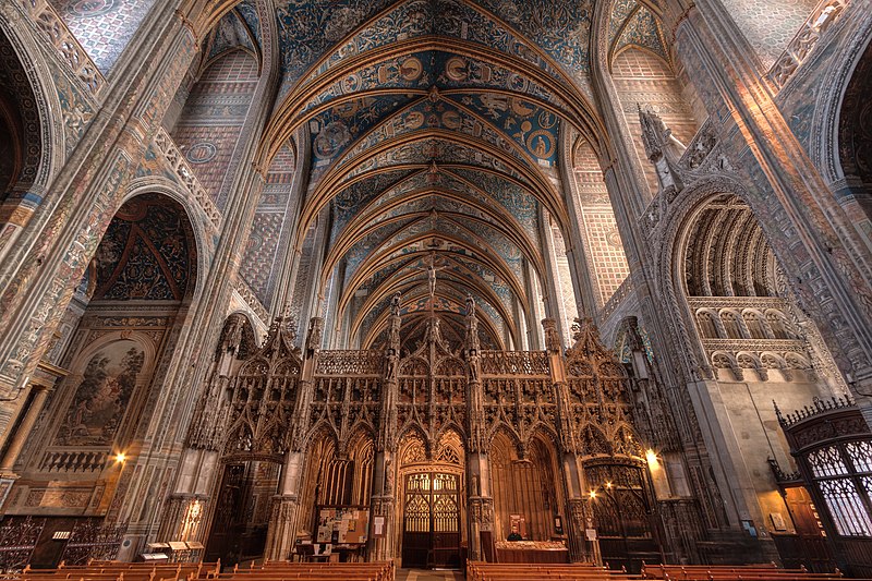 File:Nave of the Ste Cécile Cathedral - 2014-02-22.jpg