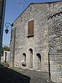 Français : Bâtiment dîmaire derrière l'église, Nercillac, Charente, France