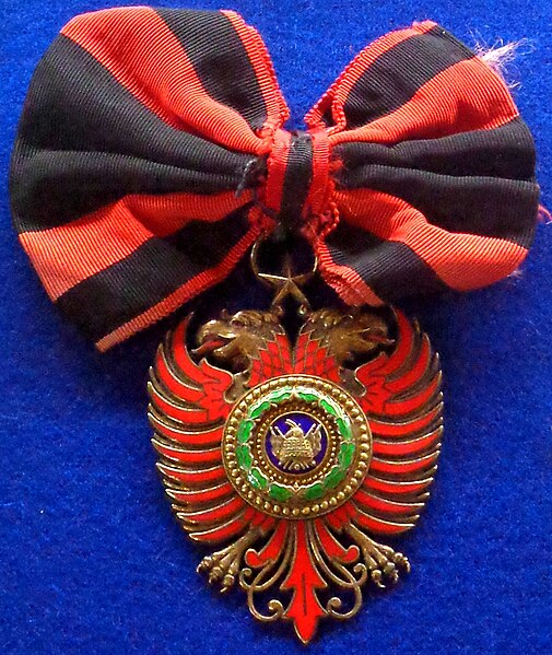 File:Order of Skanderbeg grand cross badge for ladies (Albania before 1939) - Tallinn Museum of Orders.jpg