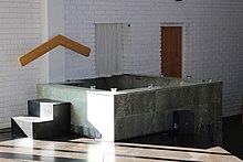 Baptistery in the Pentecostal church (Pingstforsamlingen) of Vasteras, in Sweden, 2018. PingstVasterasDopgrav1801.jpg
