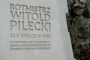 Détail du monument à Varsovie.