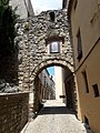 Portal de la Força, al carrer Bernat Tallaferro, a Besalú.