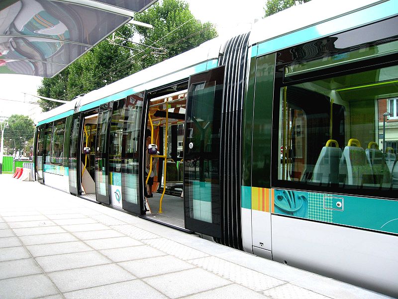 File:Rame-tramway-paris-T3.jpg